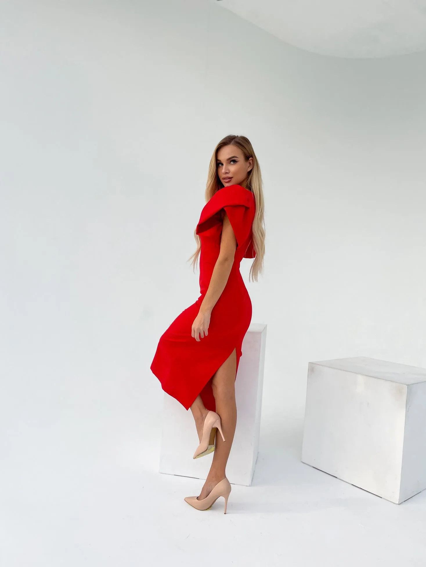 Alexa Red Puff Sleeve Midi Dress