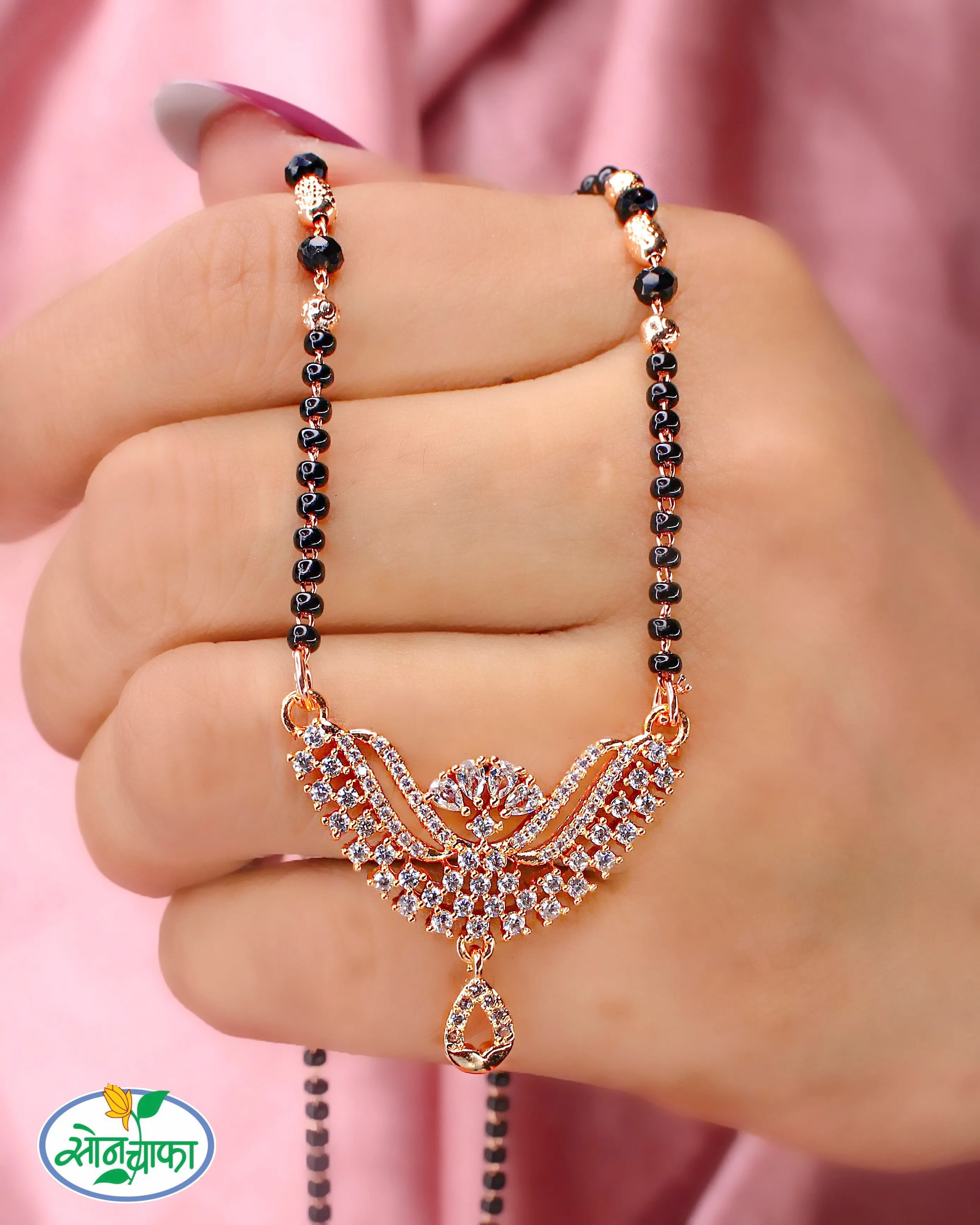 ALLURING DIAMOND MANGALSUTRA