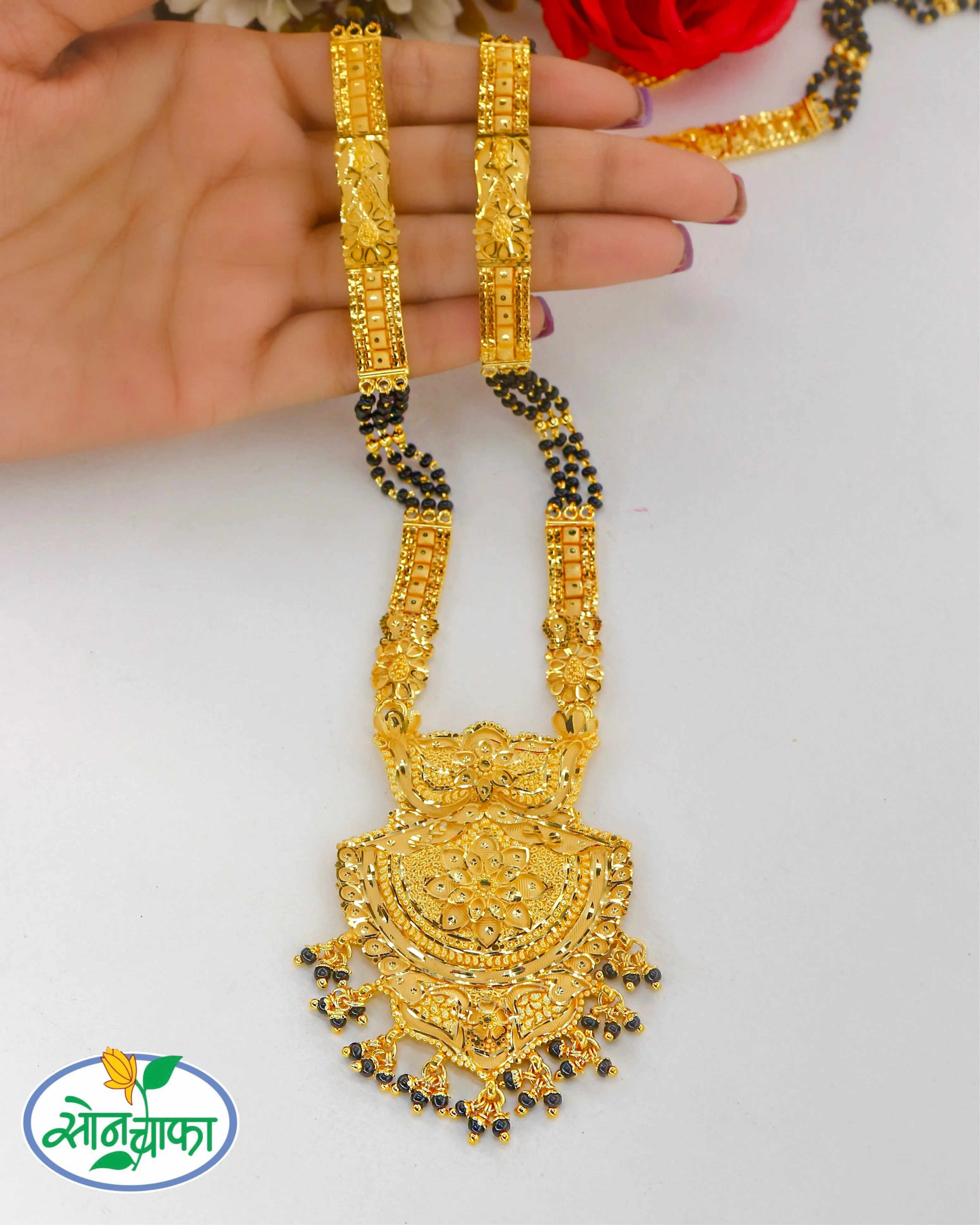 ALLURING GOLD PLATED MANGALSUTRA