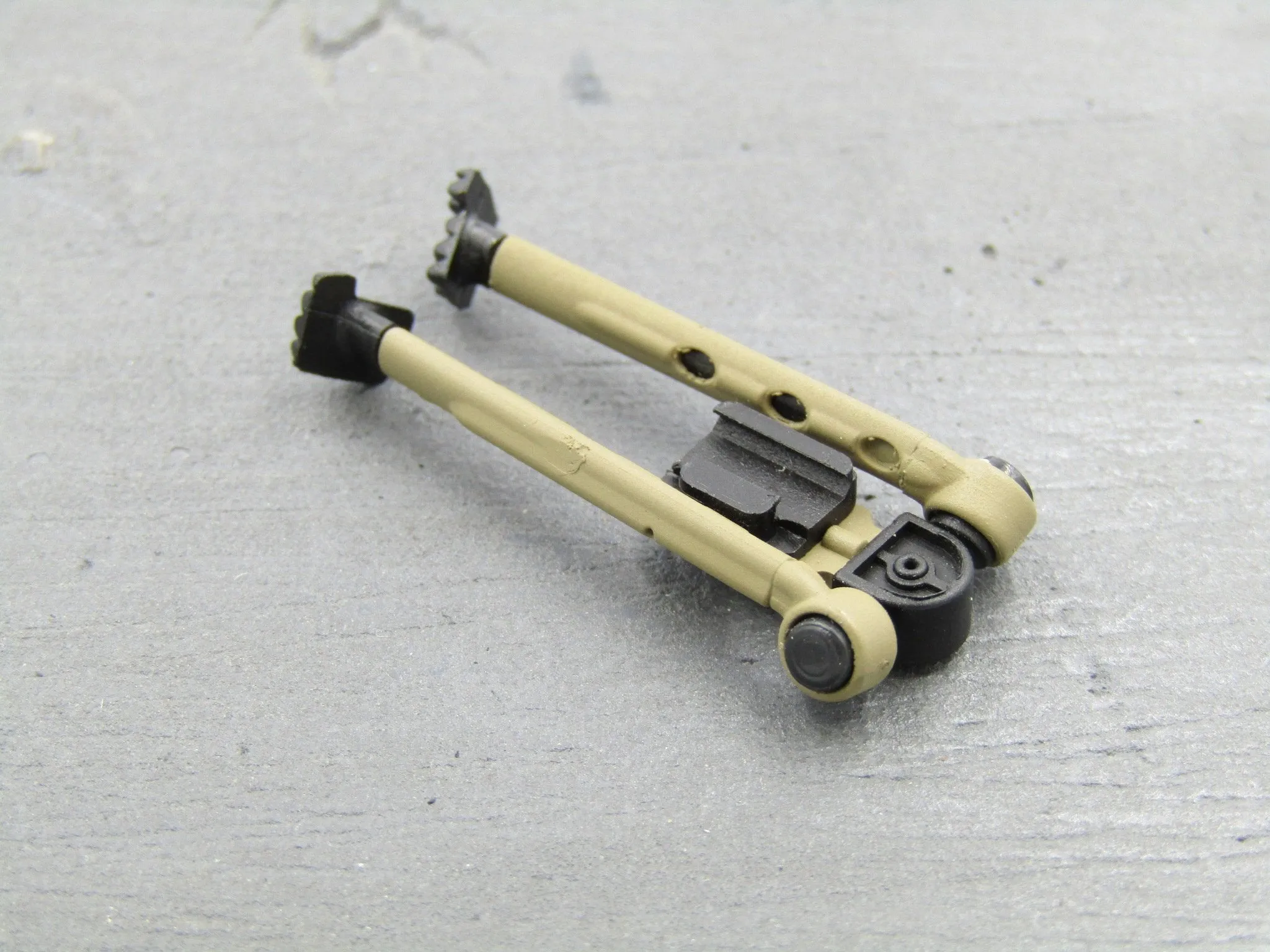 BIPOD - Brown & Expandable Picatinny