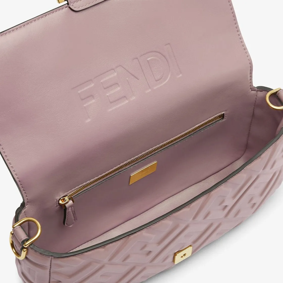 FENDI Chic Baguette Handbag - Fall/Winter 2024