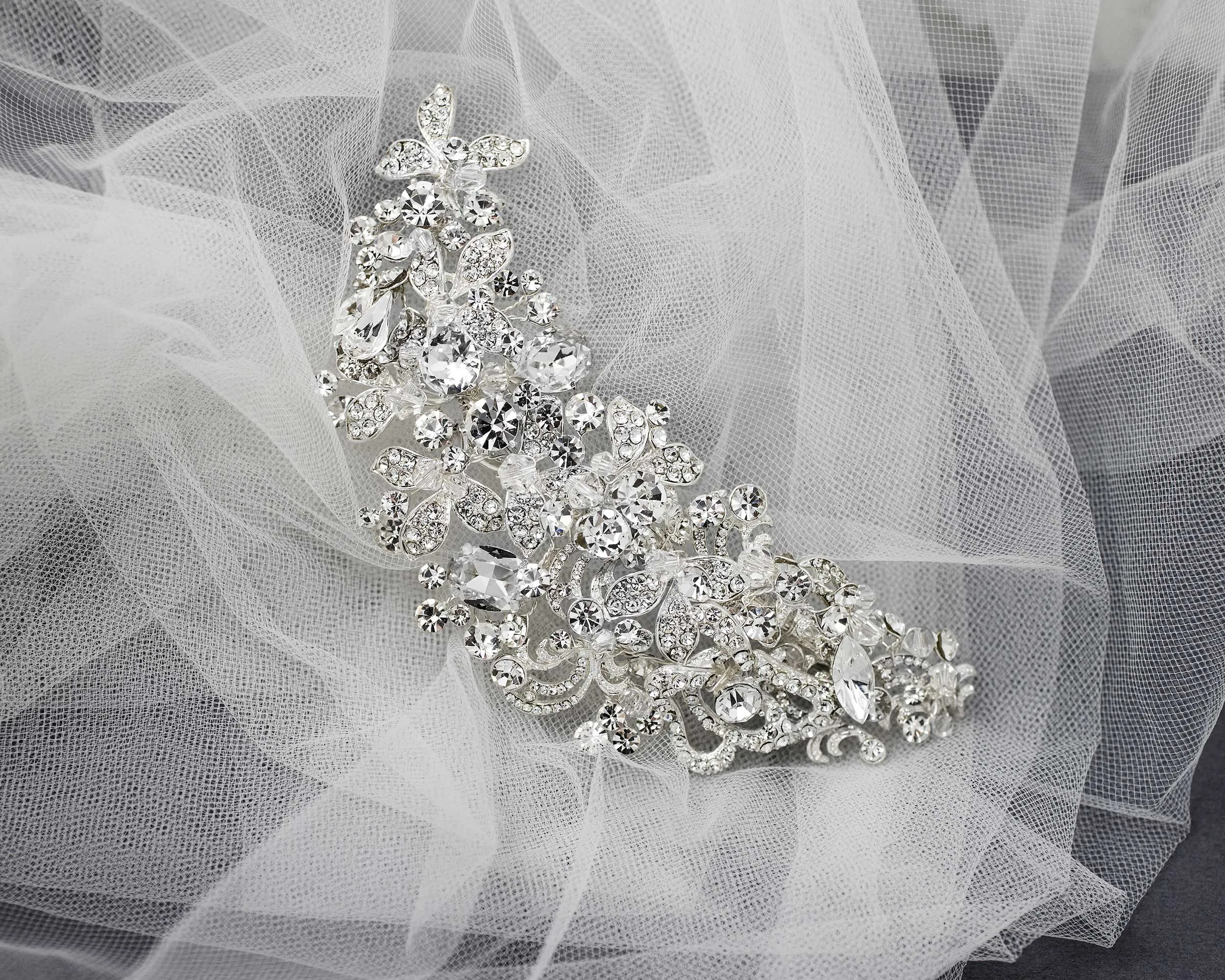 Glamorous Bridal Hair Clip in Silver