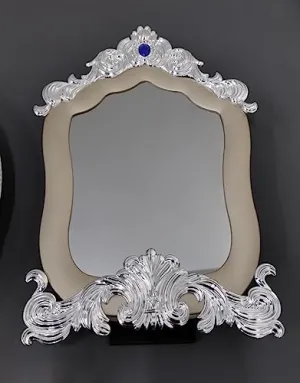 Glamorous Magic Mirror Photo Frame for Barbie