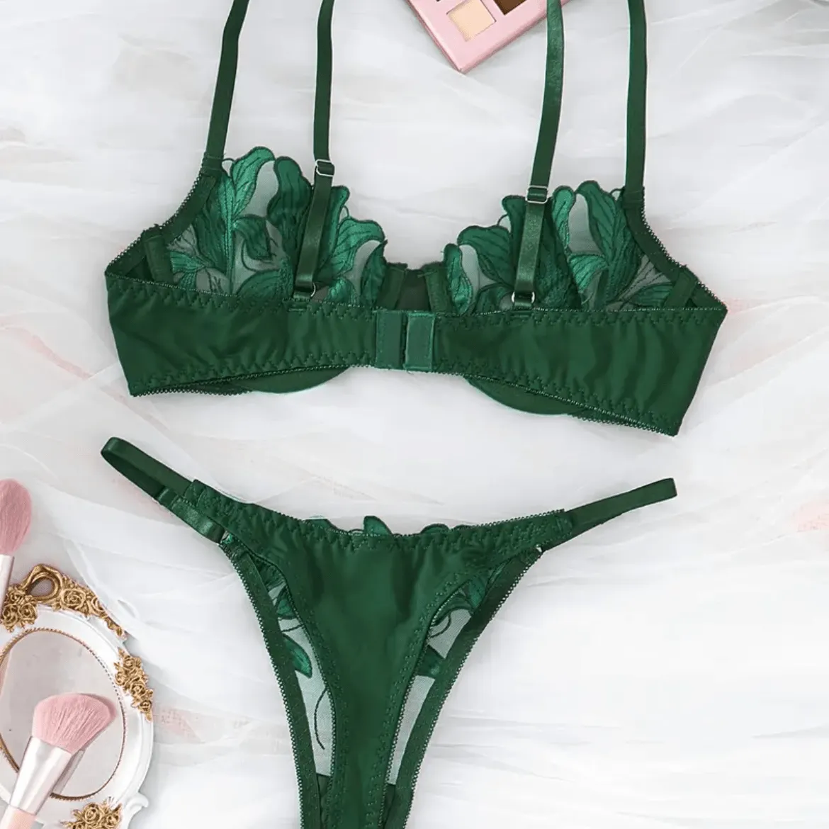 Green Lingerie Set Silk Embroidery