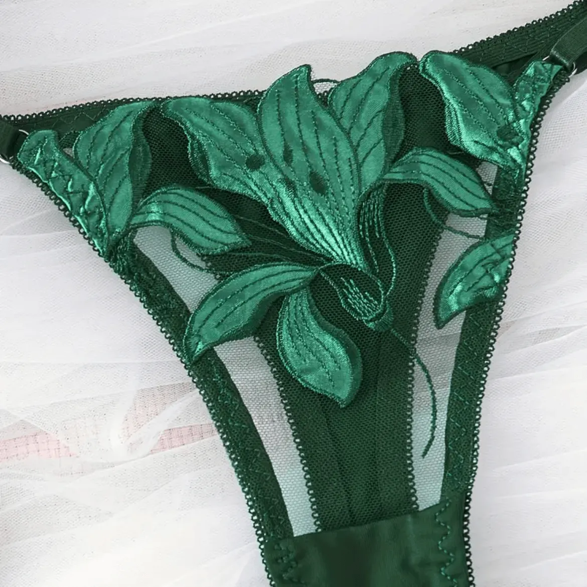 Green Lingerie Set Silk Embroidery