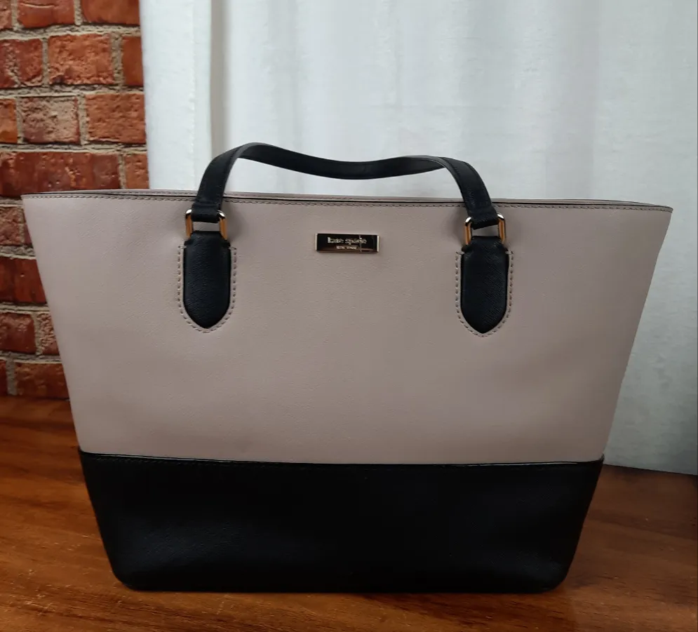 Kate Spade Genuine Saffiano Leather Tote bag