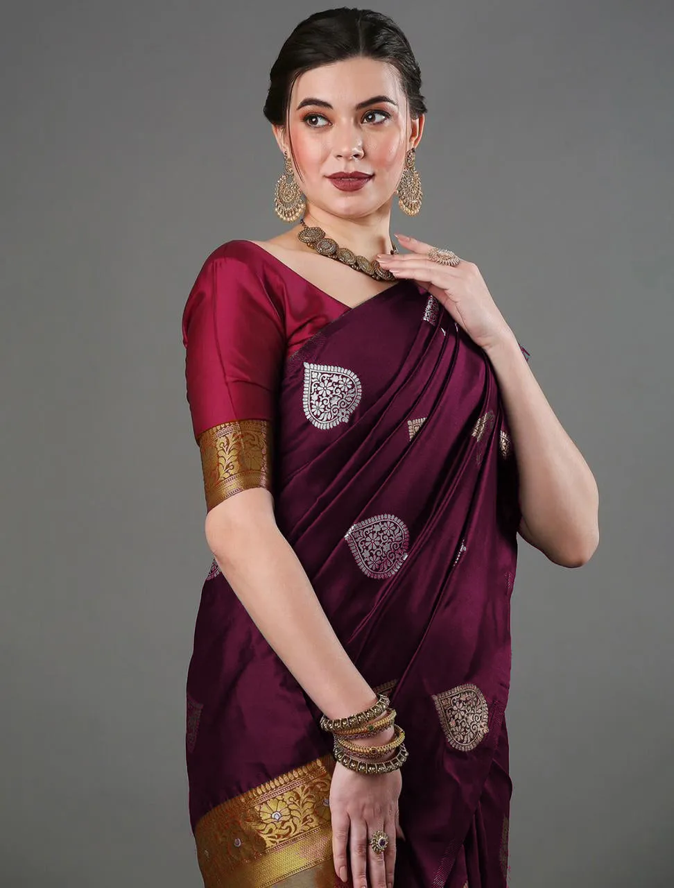 Mesmerising Wine Soft Silk Saree With Alluring Blouse Piece