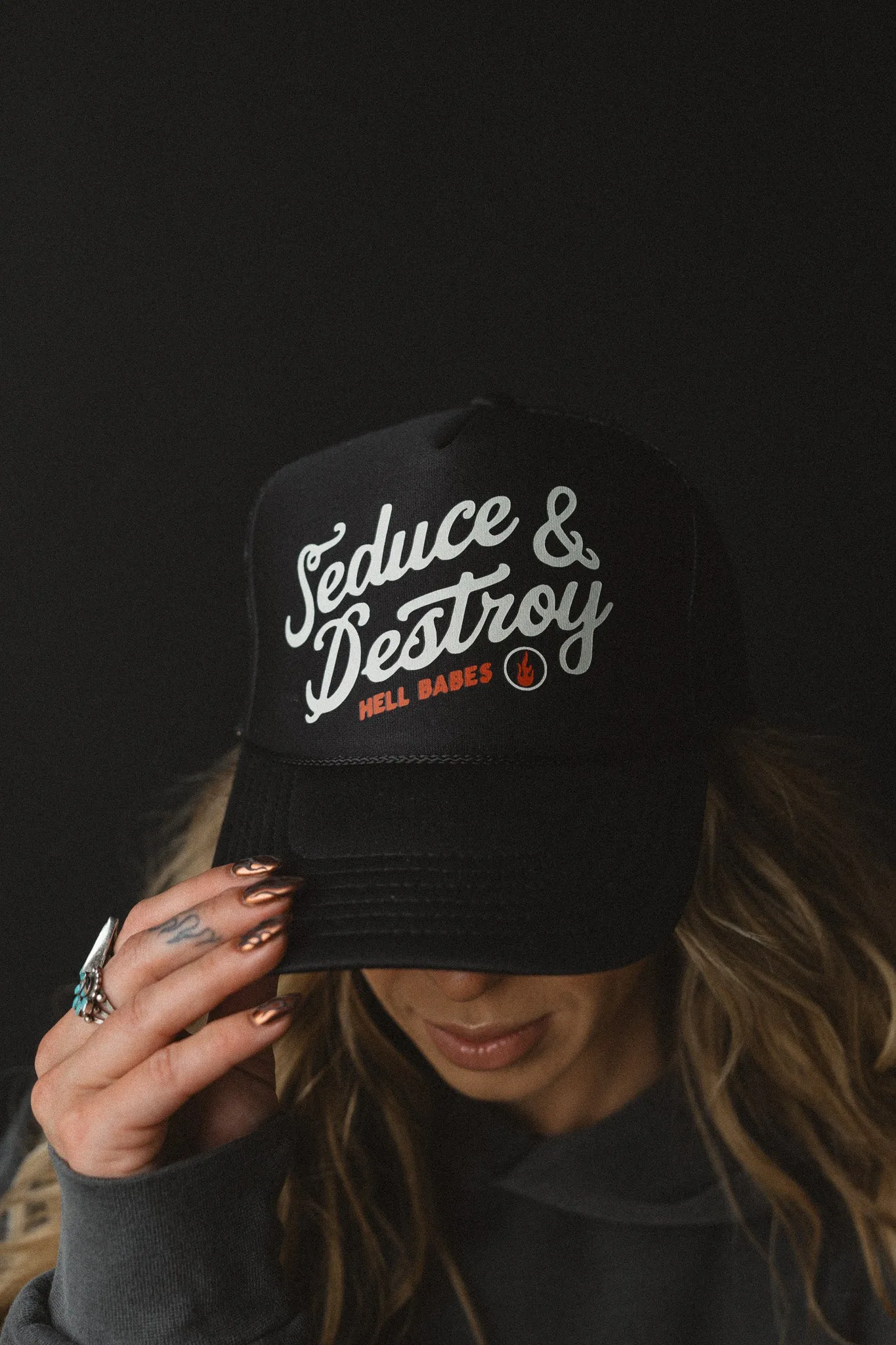 Seduce & Destroy Trucker