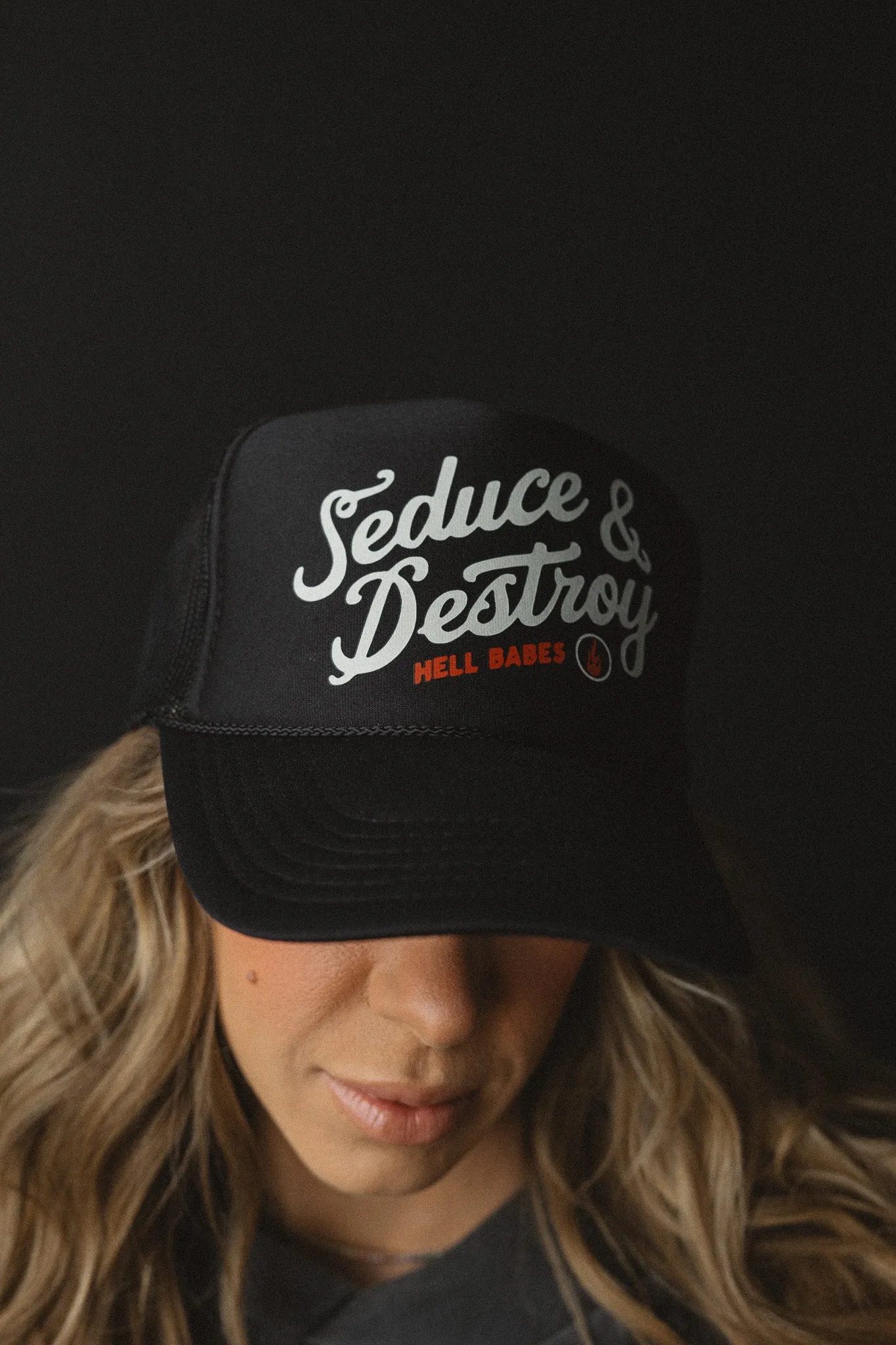 Seduce & Destroy Trucker