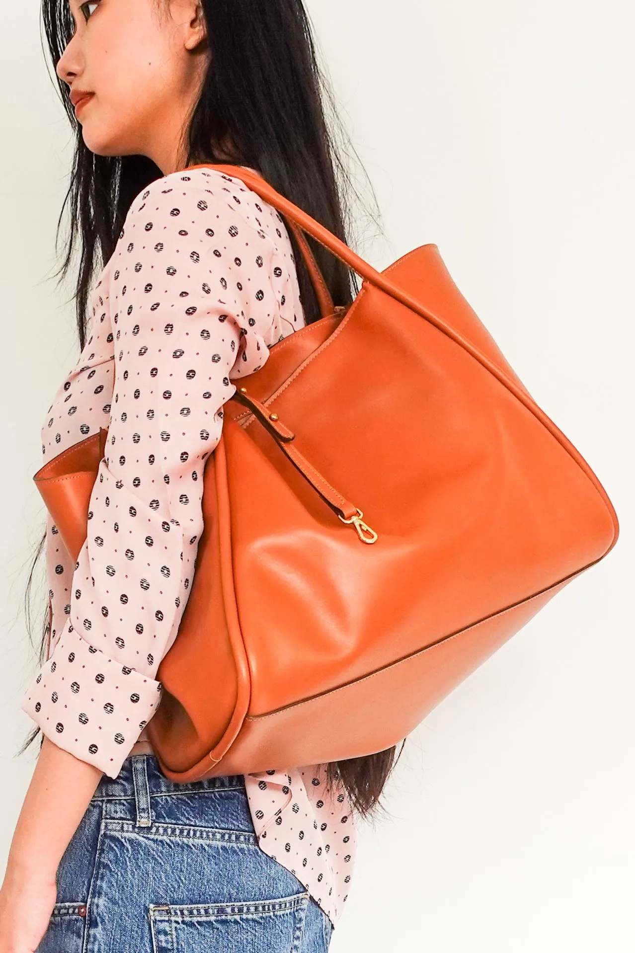 Tan tote bag RRP £635