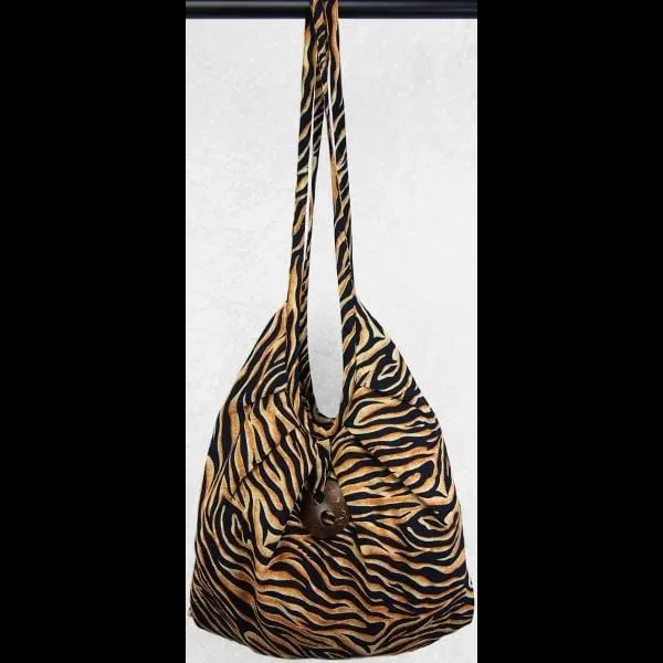 Wildlife Expandable Beach Bag